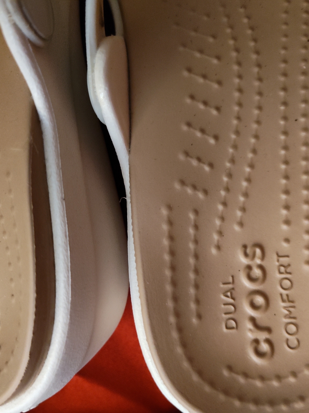 Crocs Women’s White Sandal with Gold Heart Accent - Picture 5 of 6